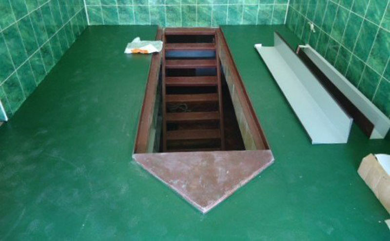Резиновый монолитный пол из резиновой крошки в гараже Бесшовное резиновое покрытие