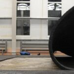 Укладка рулонного покрытия из резиновой крошки Укладка рулонного покрытия из резиновой крошки
